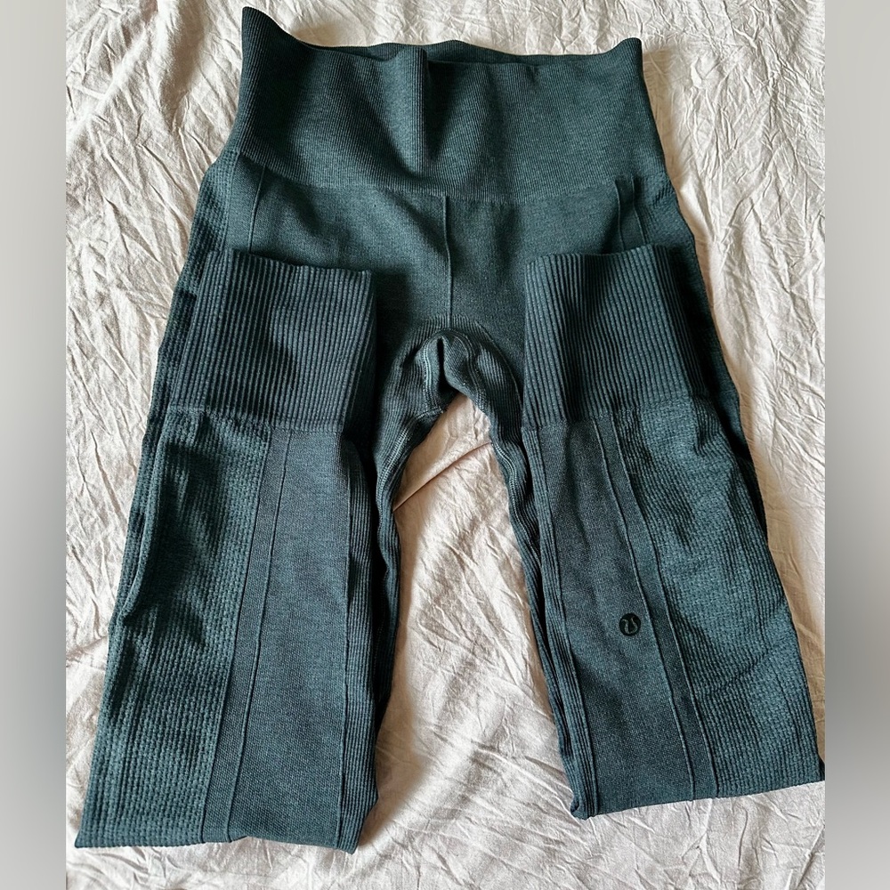 Lululemon Dark Grey High-Waisted Leggings
